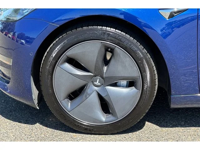 SEMINUEVOS TESLA Model 3 at ELK GROVE in Elk Grove Buick GMC