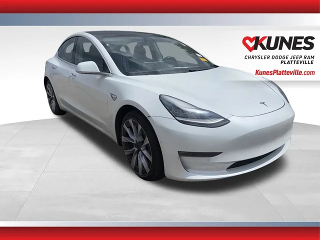 SEMINUEVOS TESLA Model 3 a Estados en autogozo