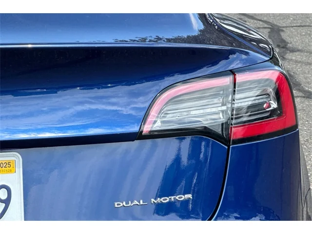 SEMINUEVOS TESLA Model 3 at ELK GROVE in Elk Grove Buick GMC