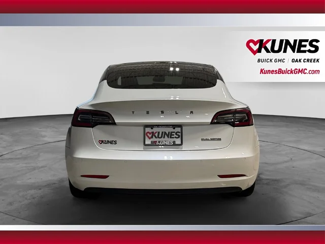 SEMINUEVOS TESLA Model 3 a Estados en autogozo