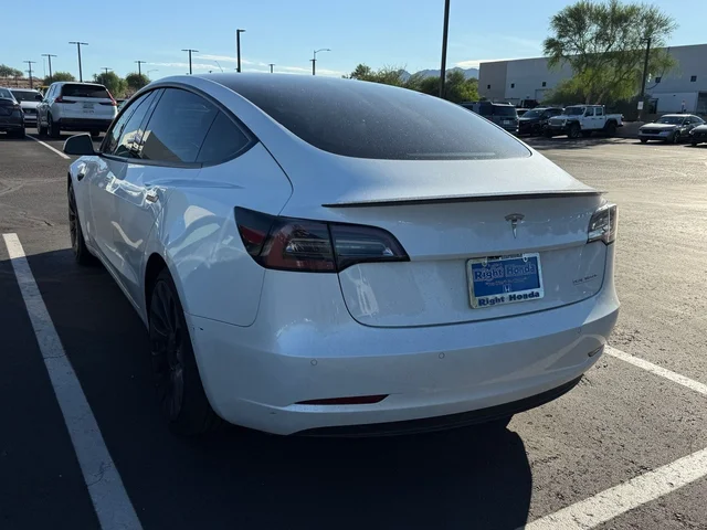 SEMINUEVOS TESLA Model 3 a Estados en autogozo