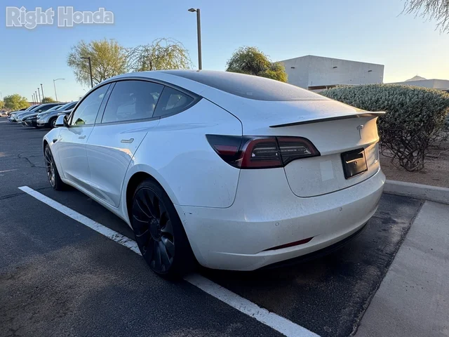 SEMINUEVOS TESLA Model 3 a Estados en autogozo