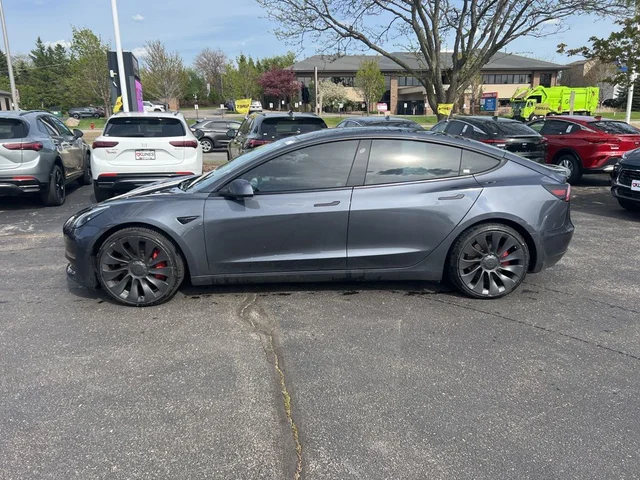SEMINUEVOS TESLA Model 3 a Estados en autogozo