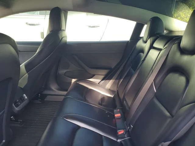 SEMINUEVOS TESLA Model 3 a Estados en autogozo
