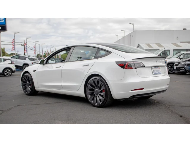 SEMINUEVOS TESLA Model 3 a Estados en autogozo