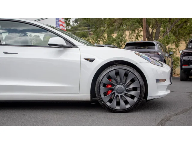 SEMINUEVOS TESLA Model 3 a Estados en autogozo