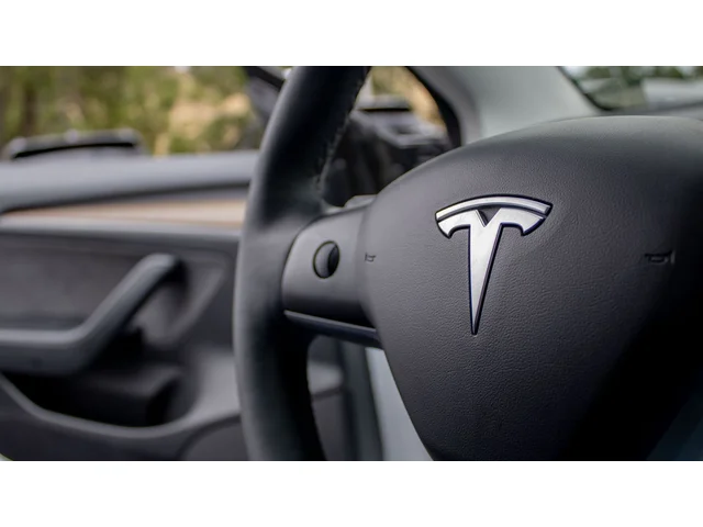 SEMINUEVOS TESLA Model 3 a Estados en autogozo