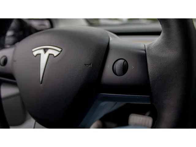 SEMINUEVOS TESLA Model 3 a Estados en autogozo