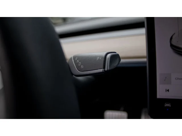 SEMINUEVOS TESLA Model 3 a Estados en autogozo