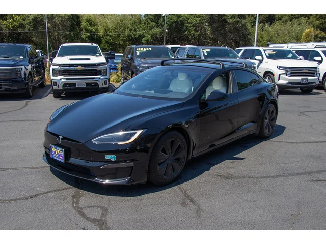 SEMINUEVOS TESLA Model S a Estados en autogozo