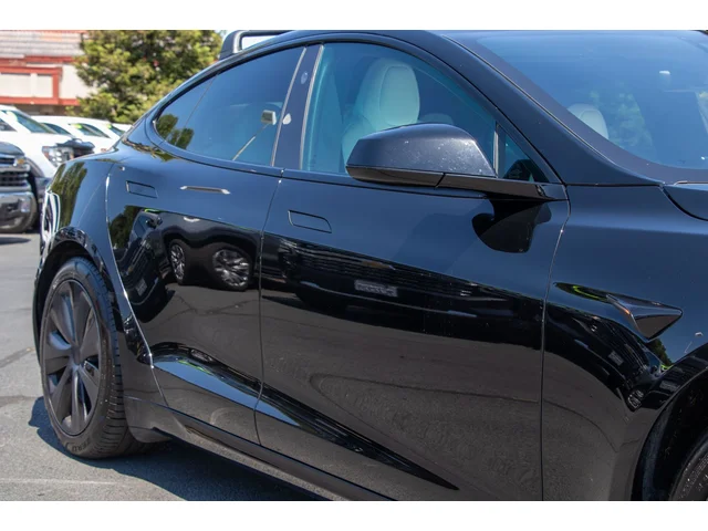 SEMINUEVOS TESLA Model S a Estados en autogozo