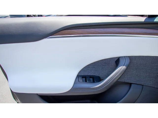 SEMINUEVOS TESLA Model S a Estados en autogozo