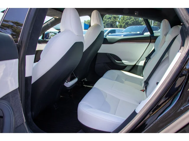 SEMINUEVOS TESLA Model S a Estados en autogozo
