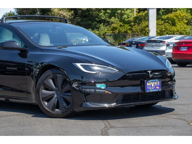 SEMINUEVOS TESLA Model S a Estados en autogozo