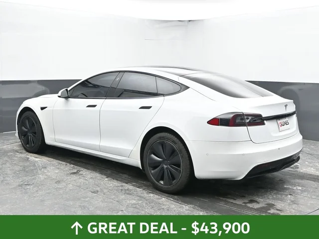 SEMINUEVOS TESLA Model S a Estados en autogozo