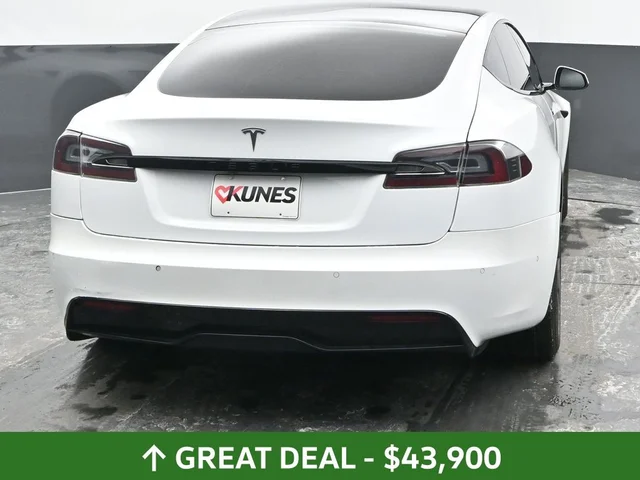 SEMINUEVOS TESLA Model S a Estados en autogozo