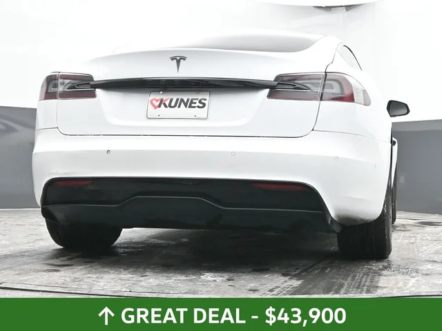 SEMINUEVOS TESLA Model S a Estados en autogozo