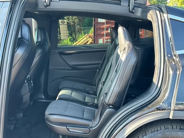 SEMINUEVOS TESLA Model X a Estados en autogozo