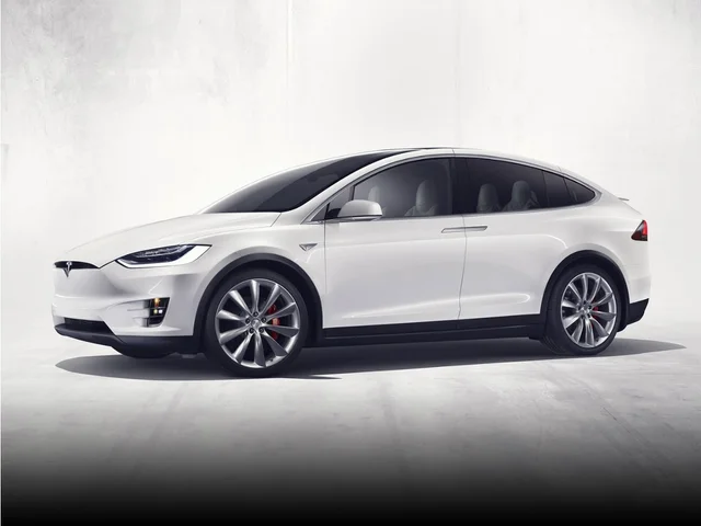 SEMINUEVOS TESLA Model X a Estados en autogozo