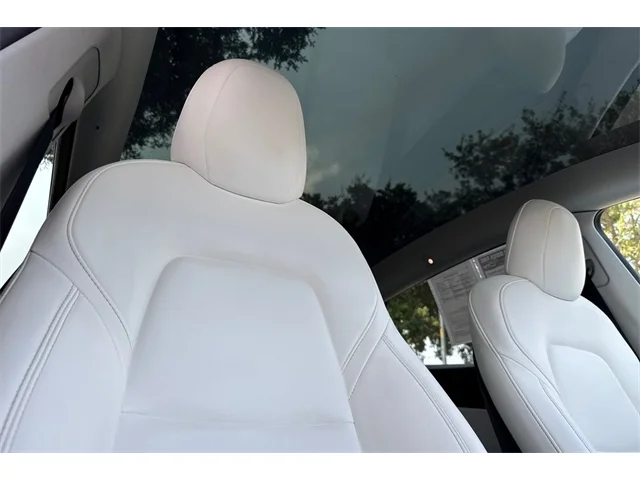 SEMINUEVOS TESLA Model Y at ELK GROVE in Elk Grove Buick GMC