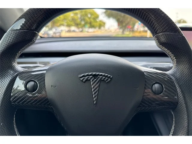 SEMINUEVOS TESLA Model Y at ELK GROVE in Elk Grove Buick GMC