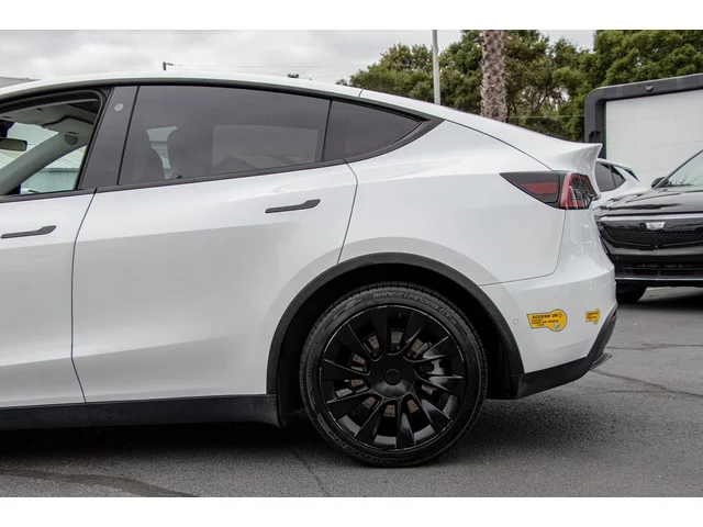SEMINUEVOS TESLA Model Y a Estados en autogozo