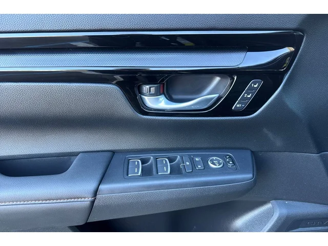 Pre-Owned HONDA CR-V Hybrid at Anderson Honda in Palo Alto