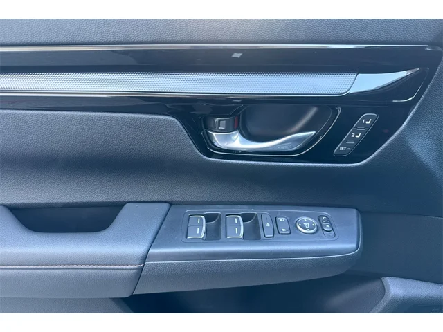 Pre-Owned HONDA CR-V Hybrid at Anderson Honda in Palo Alto