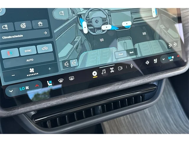 SEMINUEVOS RIVIAN R1T at ELK GROVE in Elk Grove Buick GMC