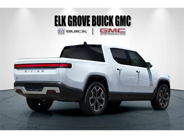 SEMINUEVOS RIVIAN R1T at ELK GROVE in Elk Grove Buick GMC
