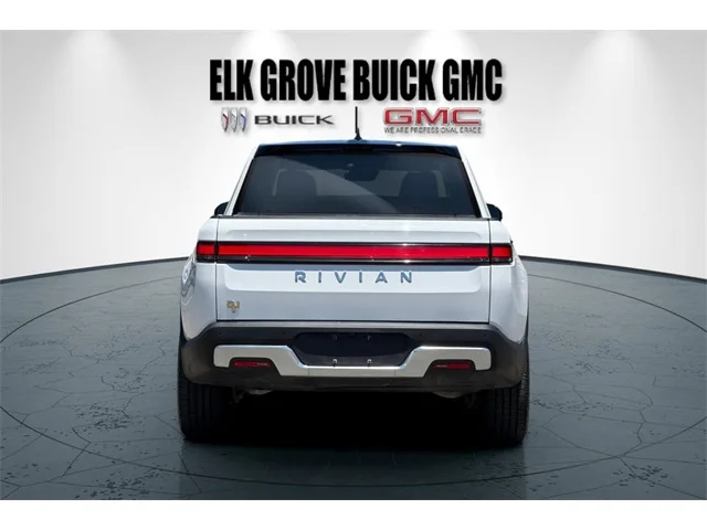 SEMINUEVOS RIVIAN R1T at ELK GROVE in Elk Grove Buick GMC