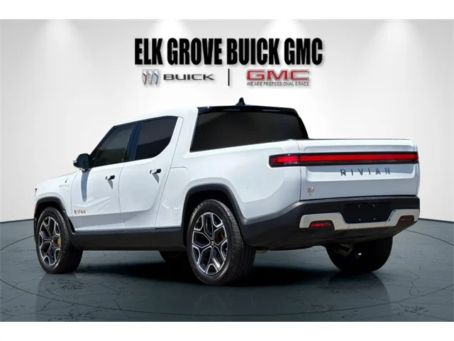 SEMINUEVOS RIVIAN R1T at ELK GROVE in Elk Grove Buick GMC