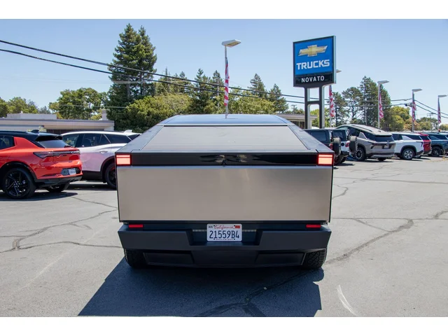 SEMINUEVOS TESLA Cybertruck a Estados en autogozo