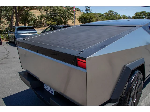 SEMINUEVOS TESLA Cybertruck a Estados en autogozo