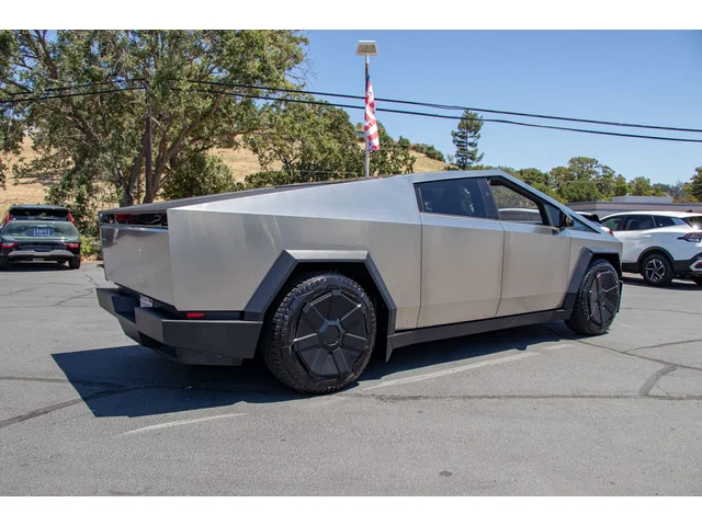SEMINUEVOS TESLA Cybertruck a Estados en autogozo