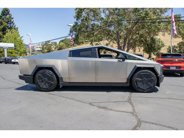 SEMINUEVOS TESLA Cybertruck a Estados en autogozo
