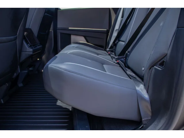 SEMINUEVOS TESLA Cybertruck a Estados en autogozo