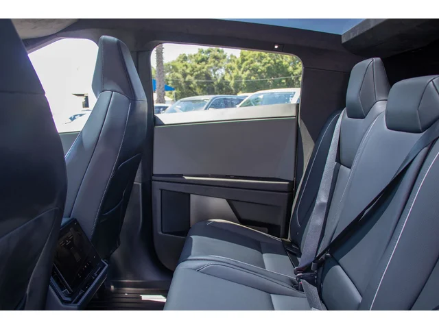 SEMINUEVOS TESLA Cybertruck a Estados en autogozo
