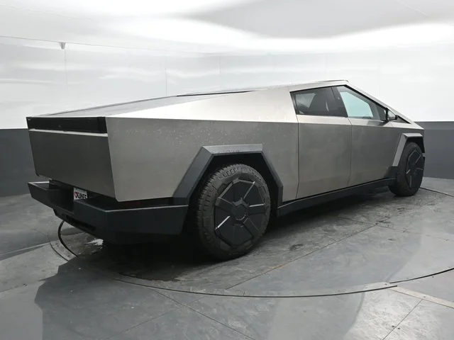 SEMINUEVOS TESLA Cybertruck a Estados en autogozo