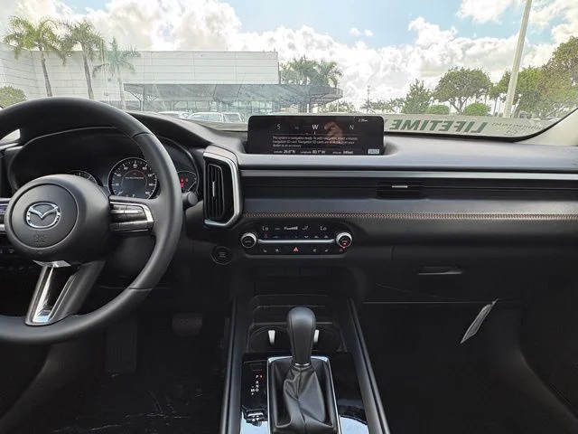 Nuevos MAZDA CX-50 à Estados chez autogozo