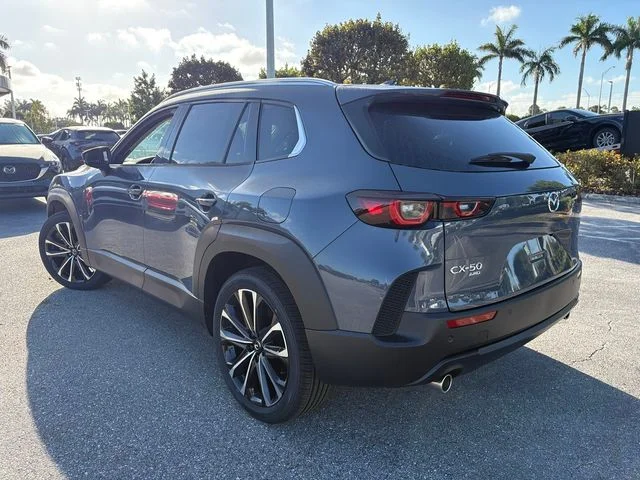 Nuevos MAZDA CX-50 à Estados chez autogozo