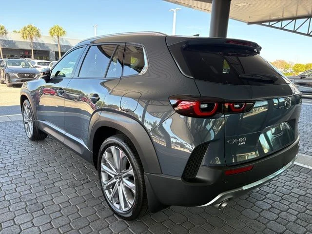 Nuevos MAZDA CX-50 à Estados chez autogozo