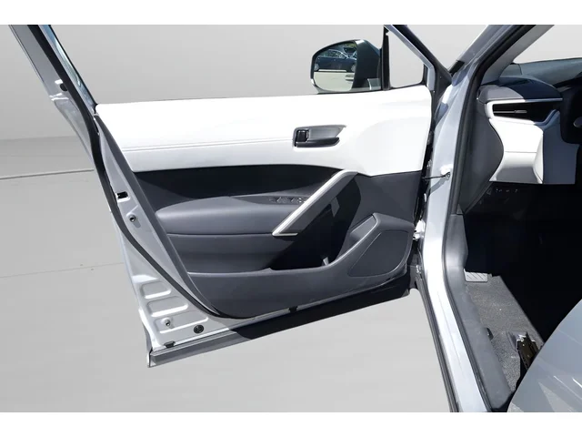 Nuevos TOYOTA COROLLA CROSS à Estados chez autogozo