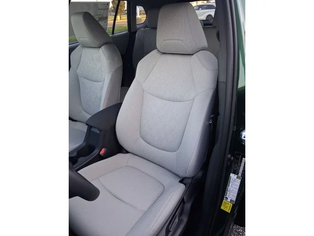 Nuevos TOYOTA COROLLA CROSS à Estados chez autogozo