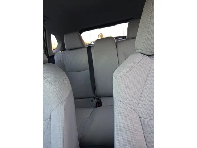 Nuevos TOYOTA COROLLA CROSS à Estados chez autogozo