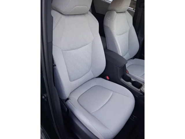 Nuevos TOYOTA COROLLA CROSS à Estados chez autogozo