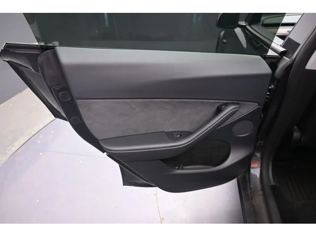 SEMINUEVOS TESLA Model Y a Estados en autogozo