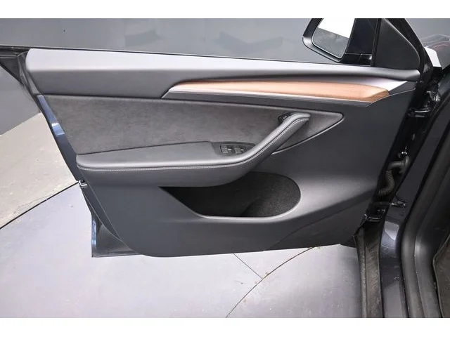 SEMINUEVOS TESLA Model Y a Estados en autogozo
