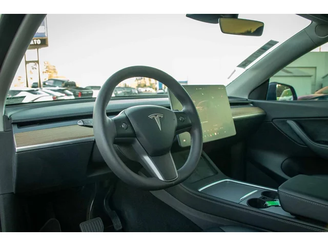 SEMINUEVOS TESLA Model Y a Estados en autogozo