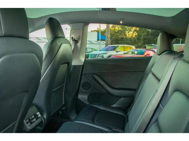 SEMINUEVOS TESLA Model Y a Estados en autogozo
